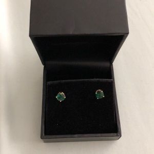 Emerald stud earrings